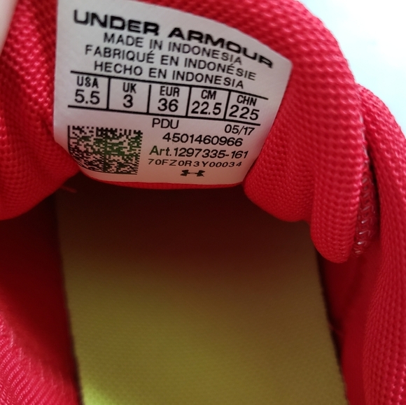 Under Armour Women's UA Glyde ST Softball Cleats Red White SZ 5.5 - Picture 4 of 5